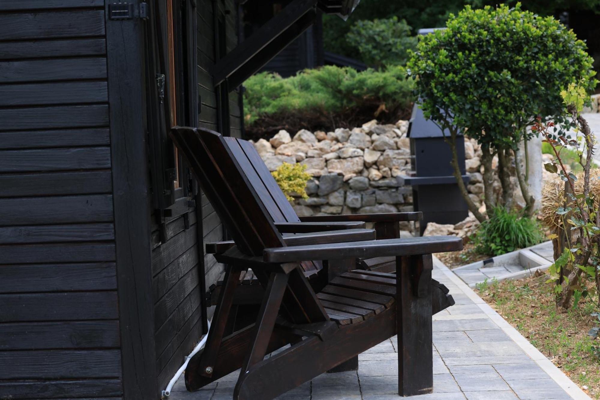 אוטוצאץ Woodenhouse With Two Apartments מראה חיצוני תמונה