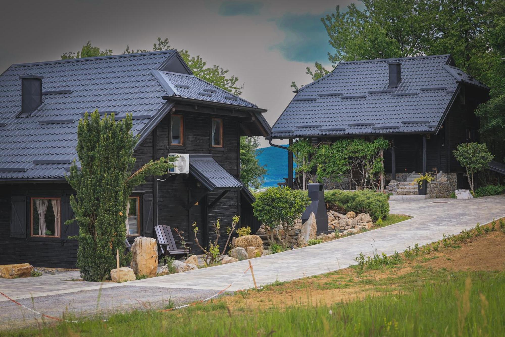 אוטוצאץ Woodenhouse With Two Apartments מראה חיצוני תמונה