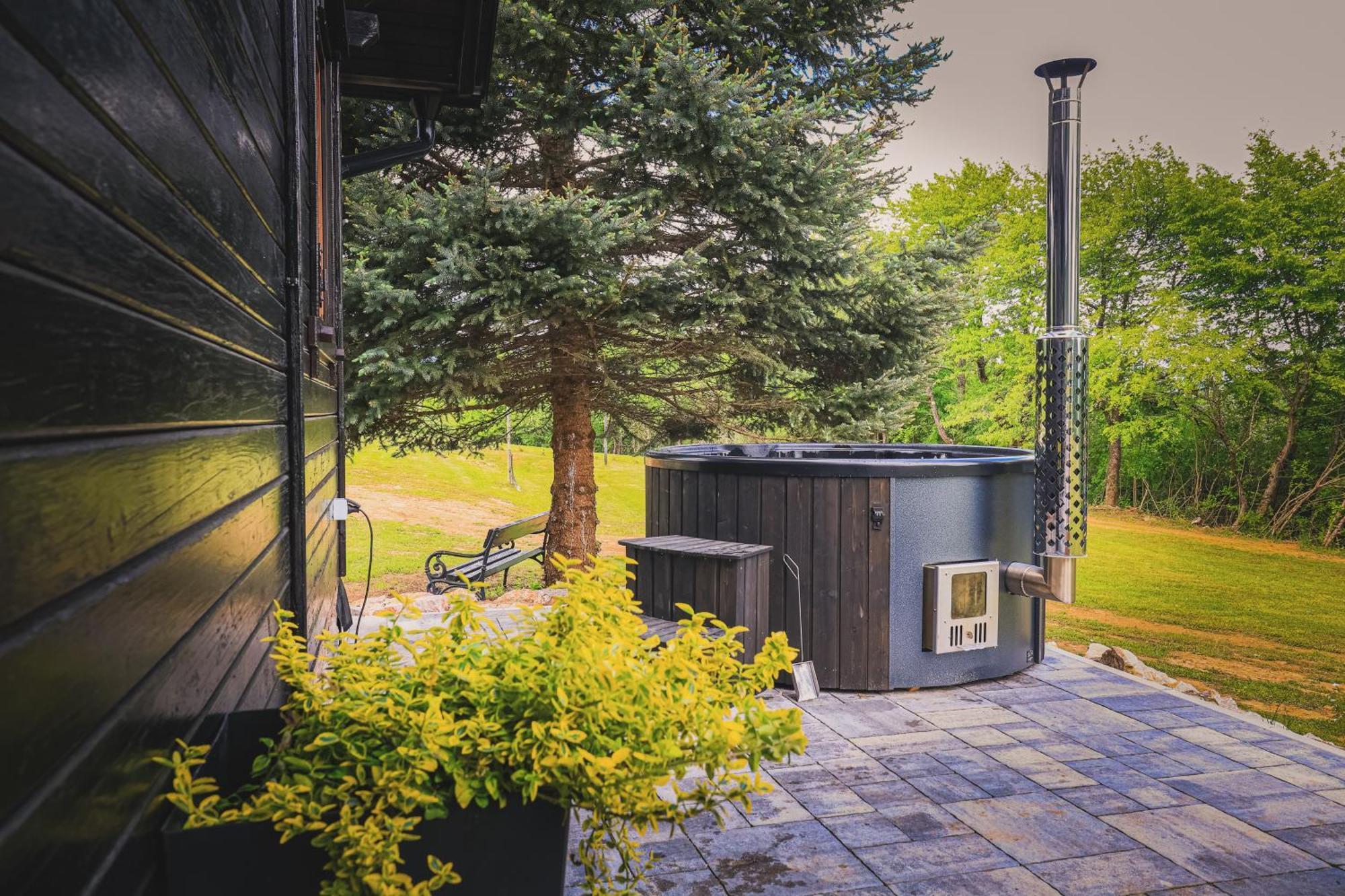אוטוצאץ Woodenhouse With Two Apartments מראה חיצוני תמונה